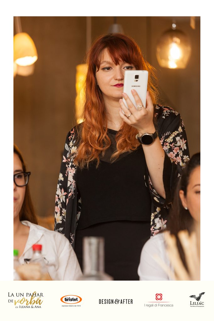 invitat la un pahar de vorba cu Ileana si Ana