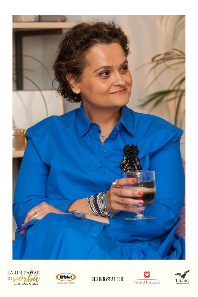 invitat la un pahar de vorba cu Ileana si Ana